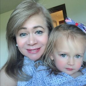 Meet your Posher, Julie